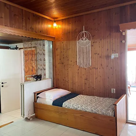 Holiday home The Great Wave Beachfront House Nea Plagia Sozopoli
