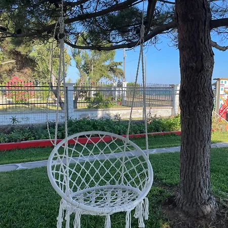 The Great Wave Beachfront House Nea Plagia Holiday home
