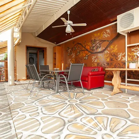 The Great Wave Beachfront House Nea Plagia סוזופולי